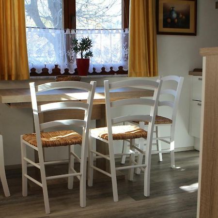 Apartma Lipa モイストラナ エクステリア 写真