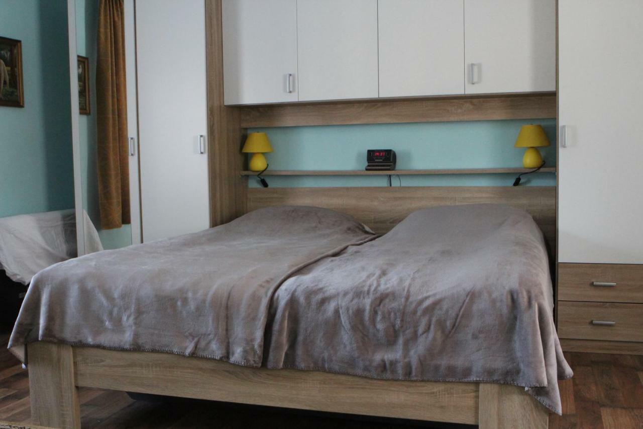 Apartma Lipa モイストラナ エクステリア 写真
