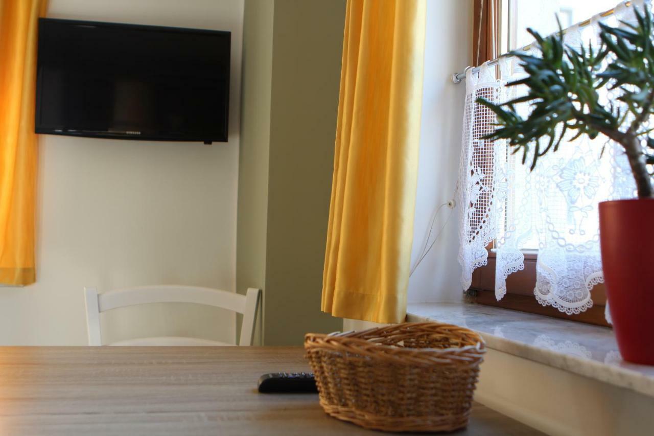 Apartma Lipa モイストラナ エクステリア 写真